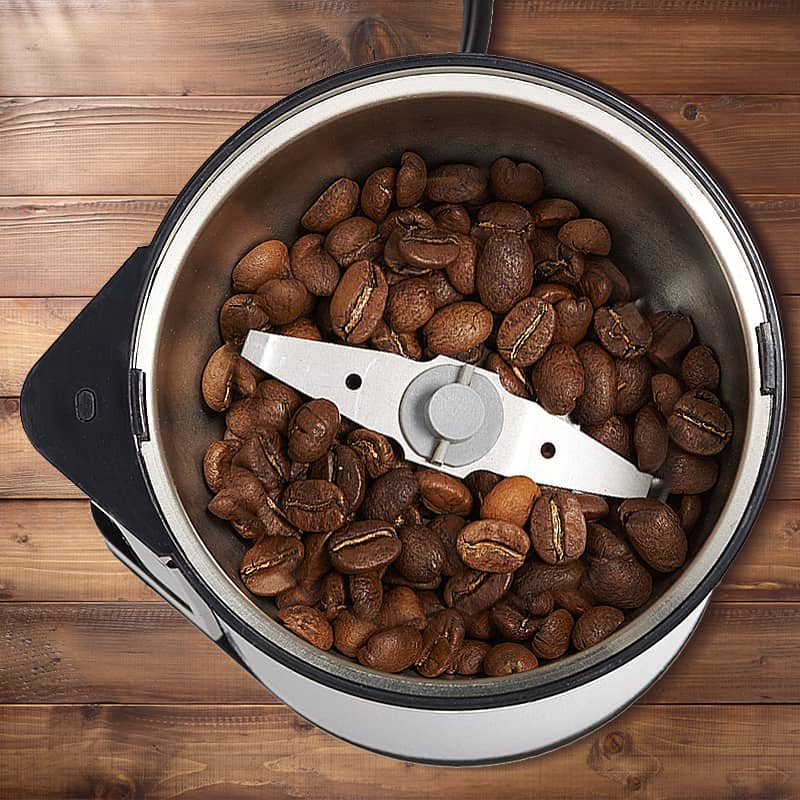 Burr Coffee Grinder vs. Blade Grinder